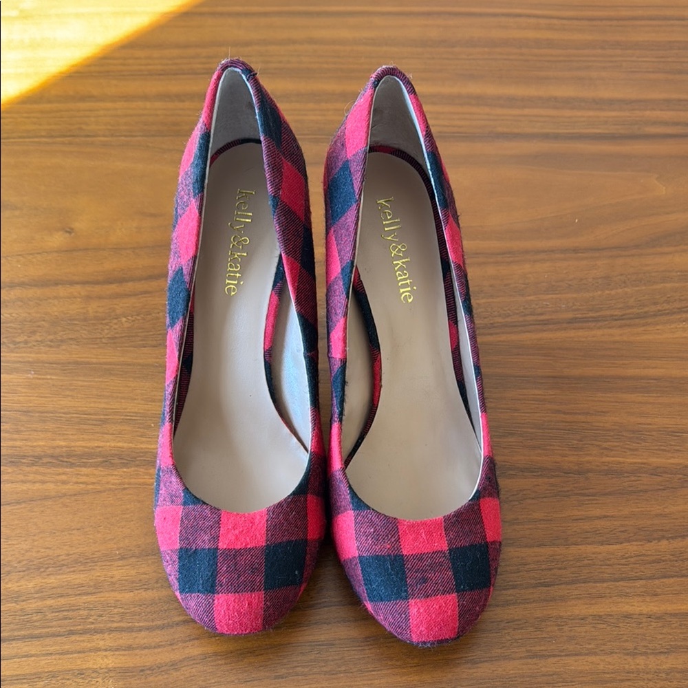 Kelly & Katie Red and Black Buffalo Plaid Women's Shoes size 8